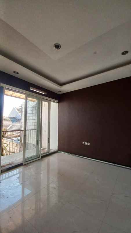 dijual rumah area borobudur dekat waing malang
