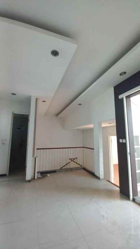 dijual rumah area borobudur dekat waing malang
