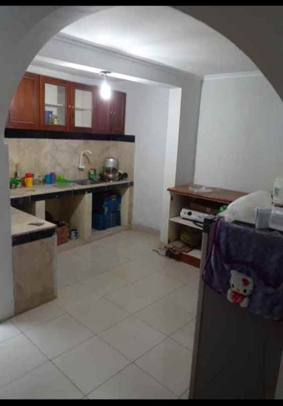 dijual rumah asem baris raya