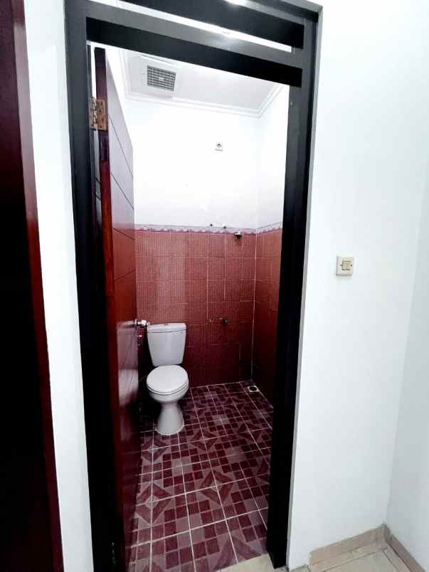 dijual rumah asri strategis di bandung termurah