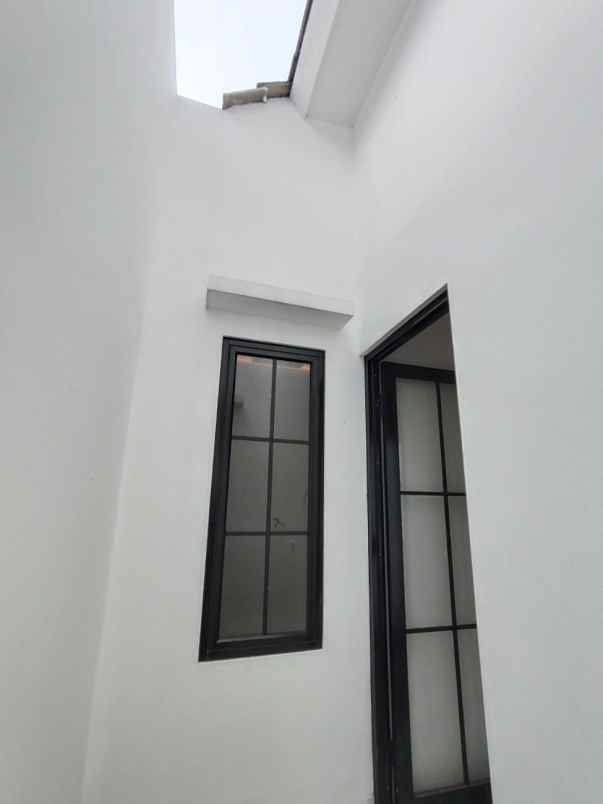 dijual rumah baru dekat gdc kalibaru depok