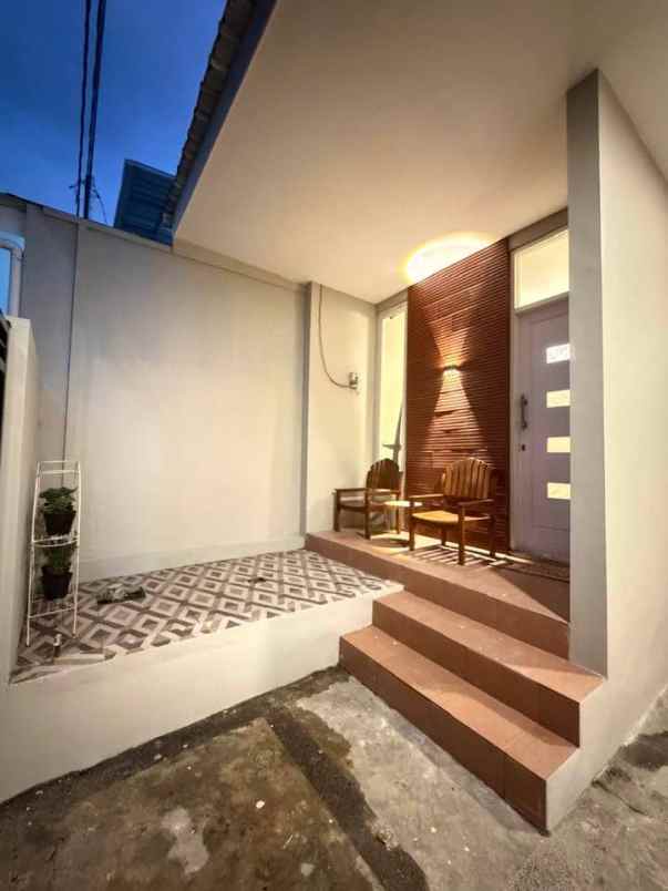 dijual rumah baru lokasi bakalan krajan sukun