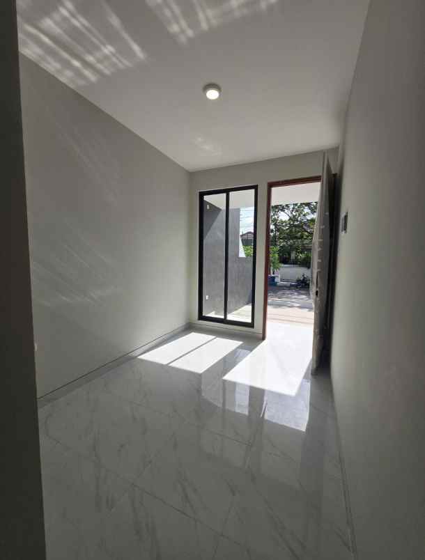 dijual rumah baruk