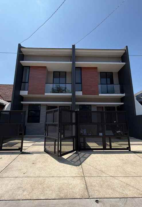 dijual rumah baruk