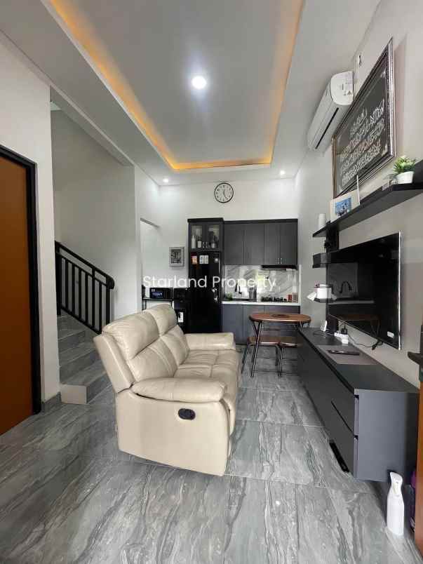 dijual rumah bintaro