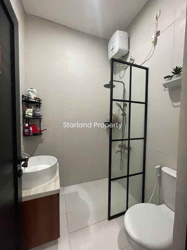 dijual rumah bintaro