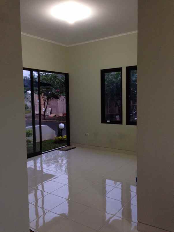 dijual rumah bintaro
