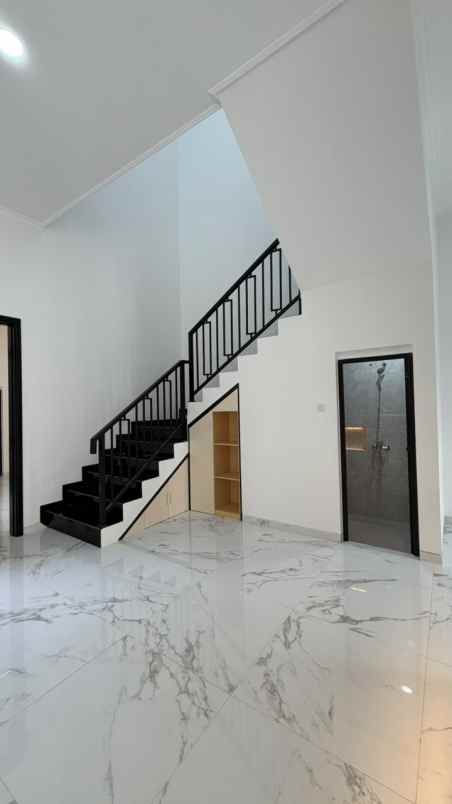dijual rumah blimbing