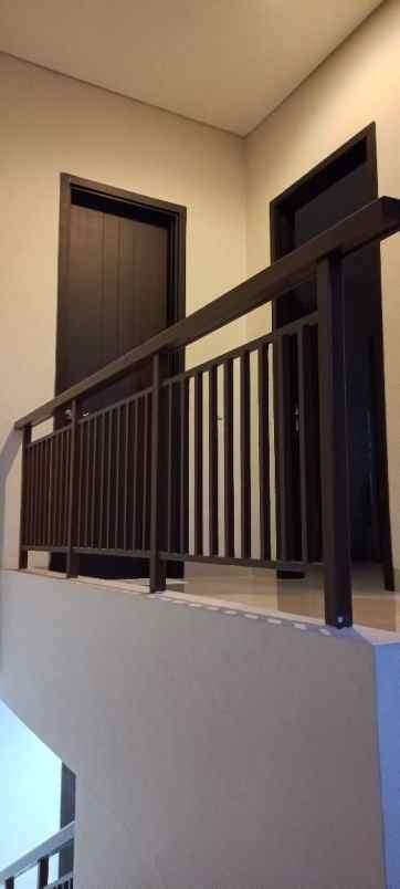 dijual rumah bsd city tangerang