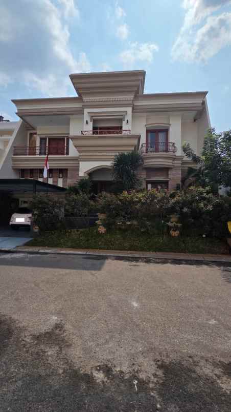 dijual rumah bukit gading mediterania