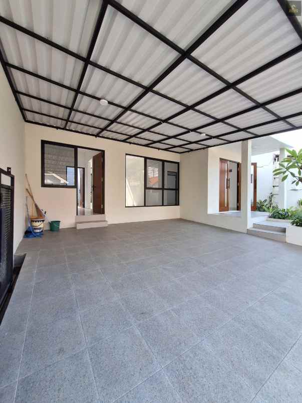 dijual rumah bukit nusa indah ciputat