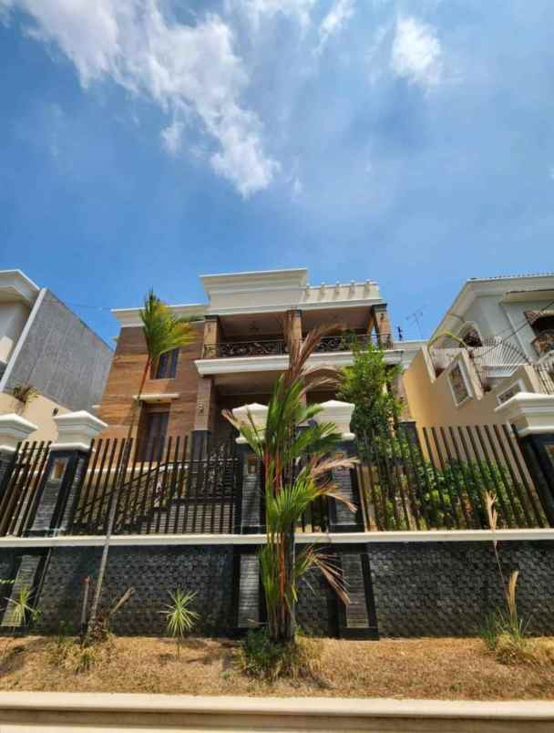 Dijual Rumah Mewah Komplek Bukit Villa Mas Lokasi Super Startegis