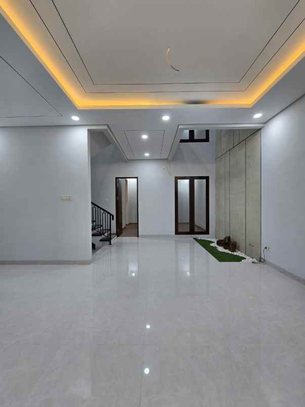 dijual rumah cempaka putih jakarta pusat