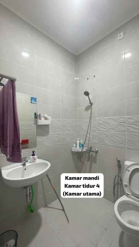 dijual rumah cherry ville grand wisata