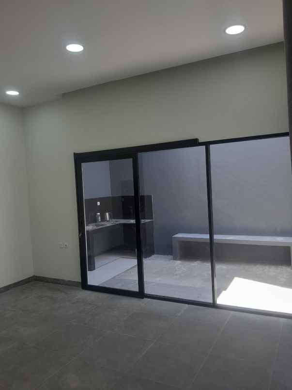 dijual rumah ciganitri