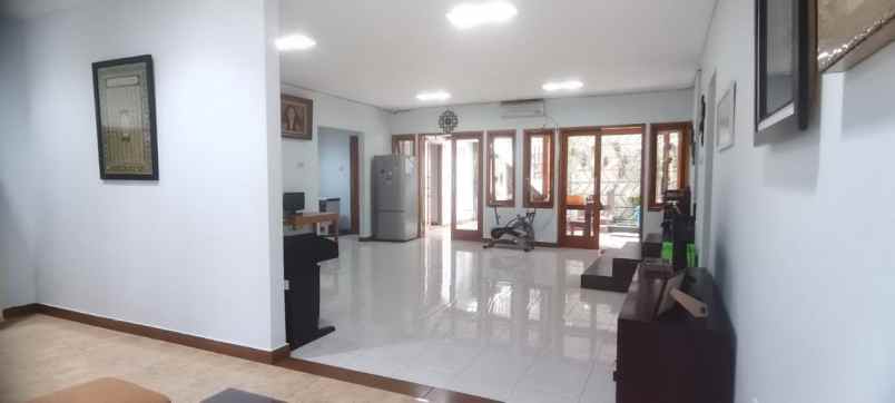 dijual rumah ciganjur