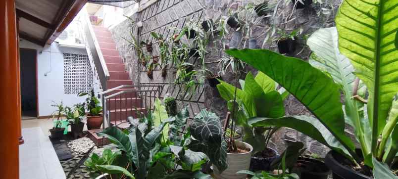 dijual rumah ciganjur