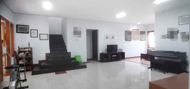 dijual rumah ciganjur