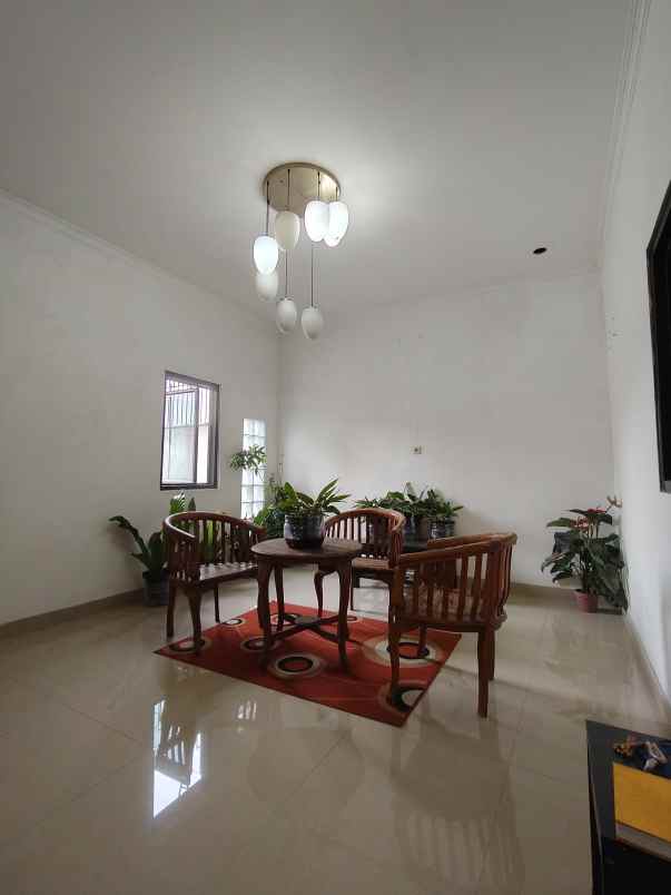 dijual rumah cilangkap cipayung jaktim