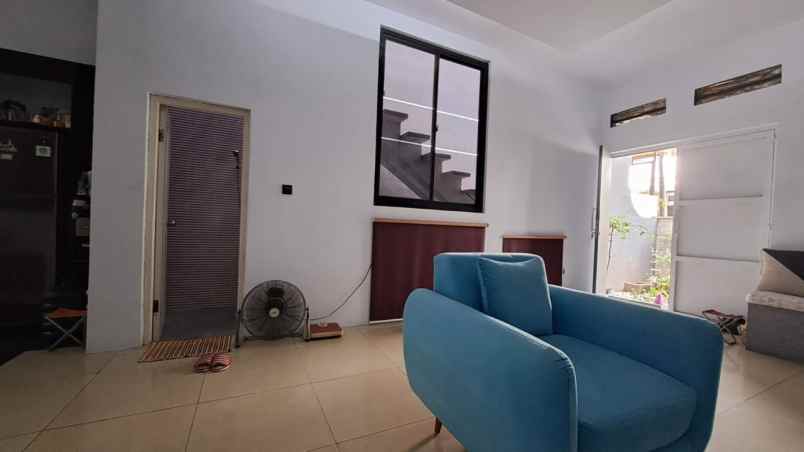 dijual rumah cipinang elok