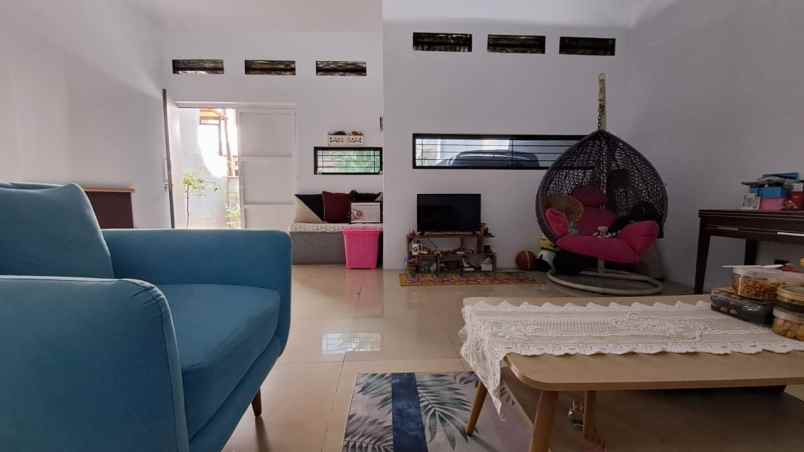 dijual rumah cipinang elok