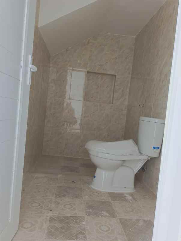 dijual rumah ciracas jakarta timur