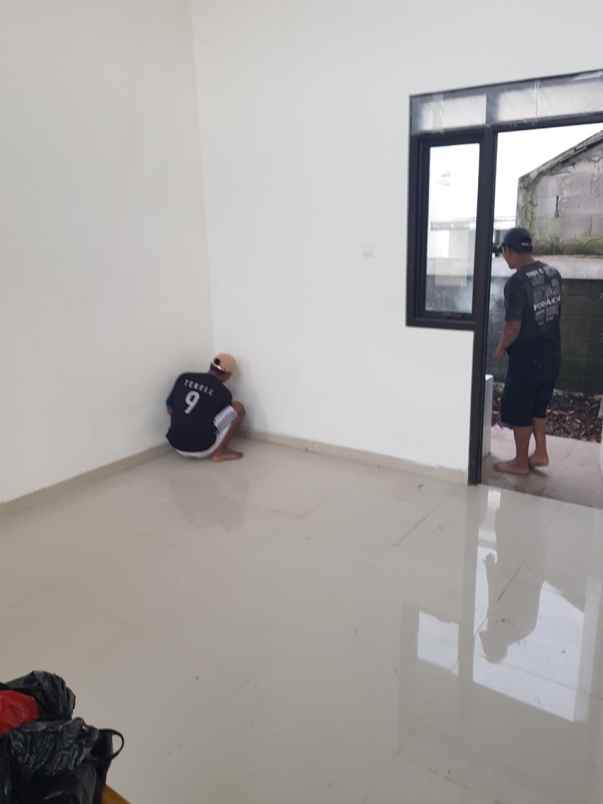 dijual rumah citra maja raya