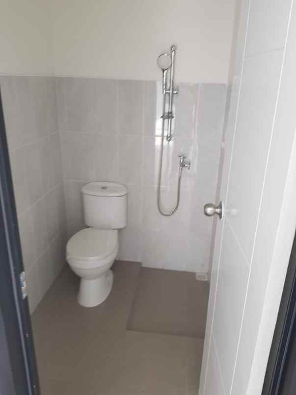 dijual rumah citra maja raya