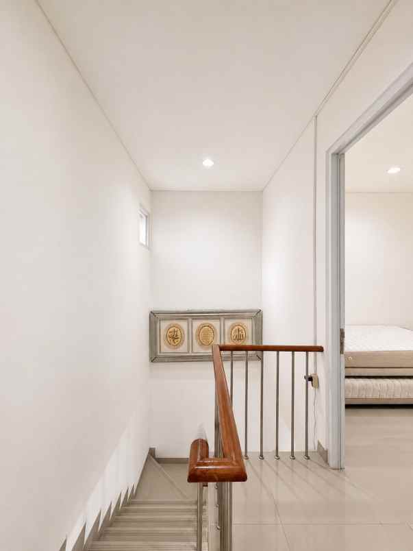 dijual rumah citragran cbd cibubur