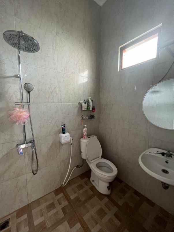 dijual rumah citragran cibubur