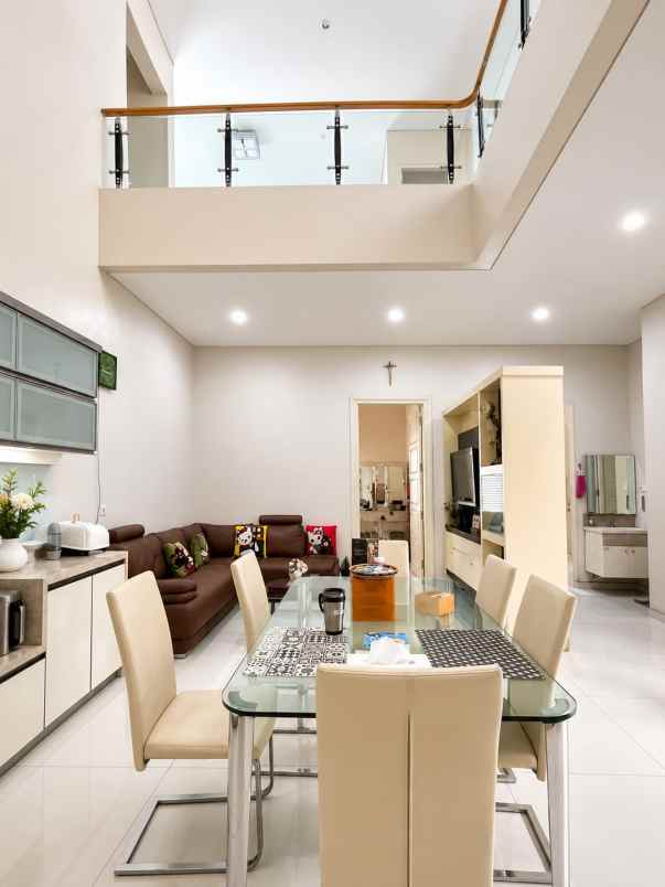 dijual rumah citraland somerset