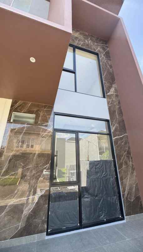dijual rumah citraland woodland