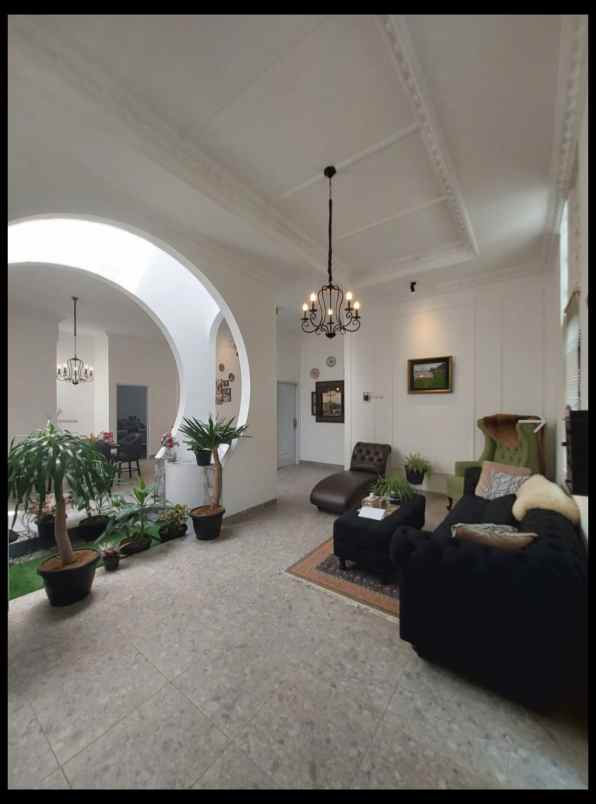 dijual rumah ciwaruga