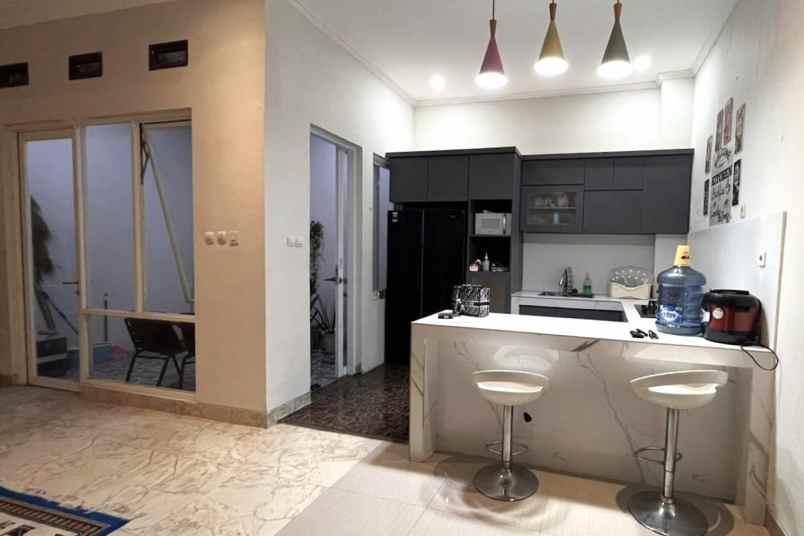 dijual rumah cluster adara kota harapan
