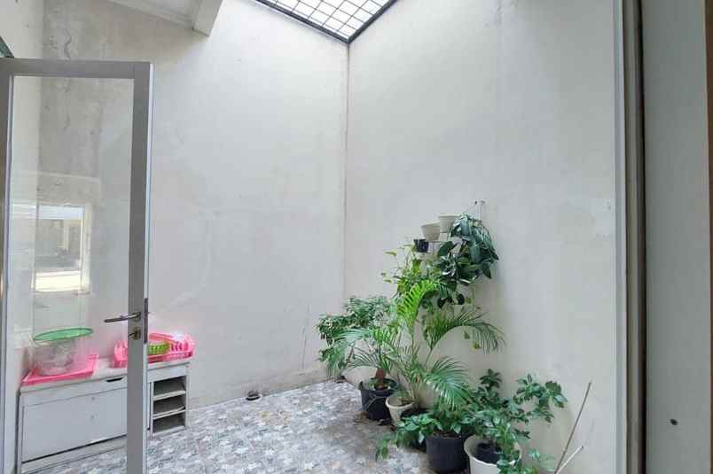dijual rumah cluster adara kota harapan