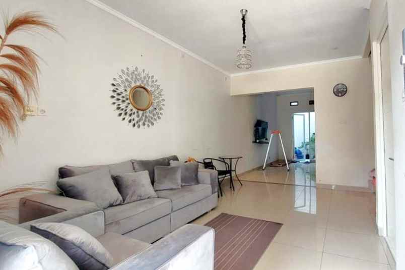 dijual rumah cluster adara kota harapan