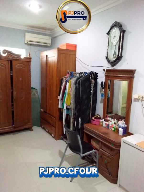 dijual rumah cluster alamanda harapan indah