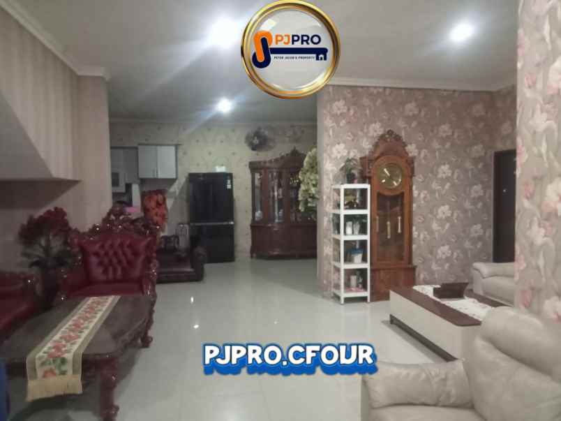 dijual rumah cluster alamanda harapan indah