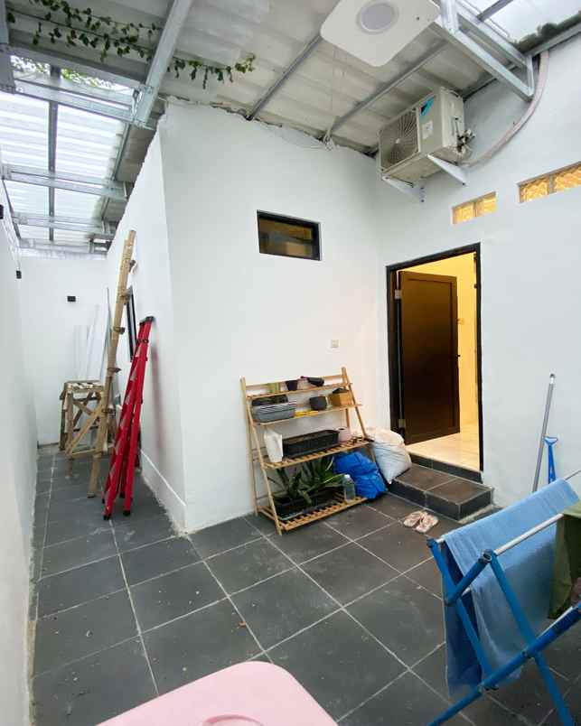 dijual rumah cluster angelonia gading