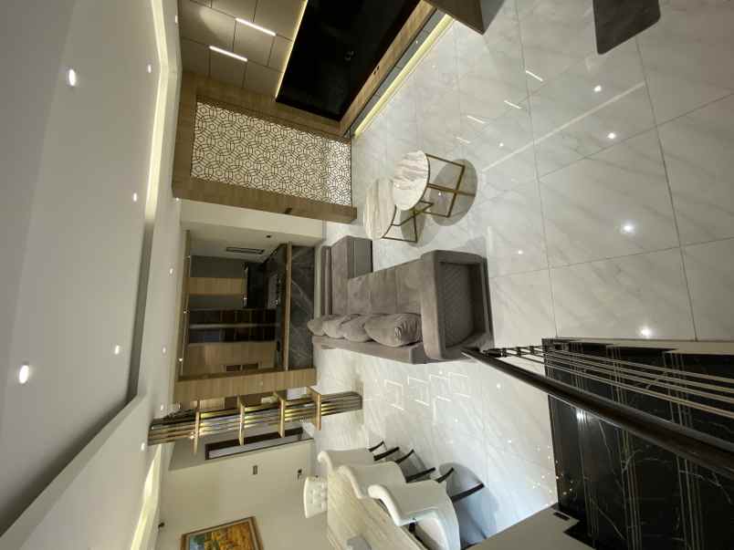 dijual rumah cluster aquamarine phg