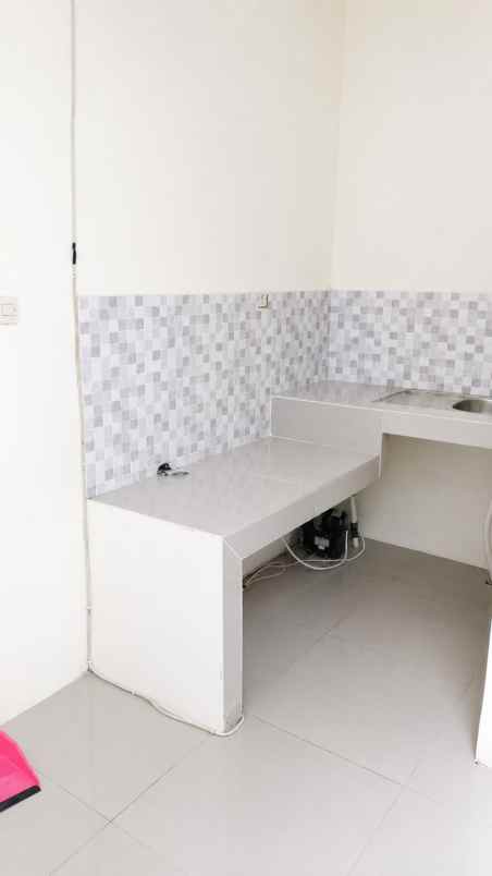 dijual rumah cluster aster village