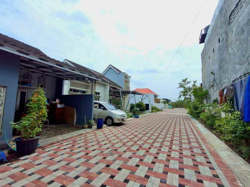 dijual rumah cluster cesterville
