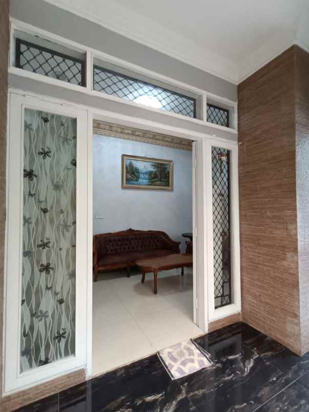 dijual rumah cluster di kelapa gading