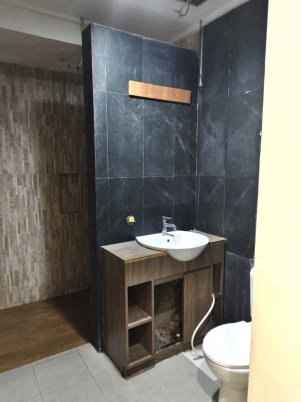 dijual rumah cluster layar permai pik