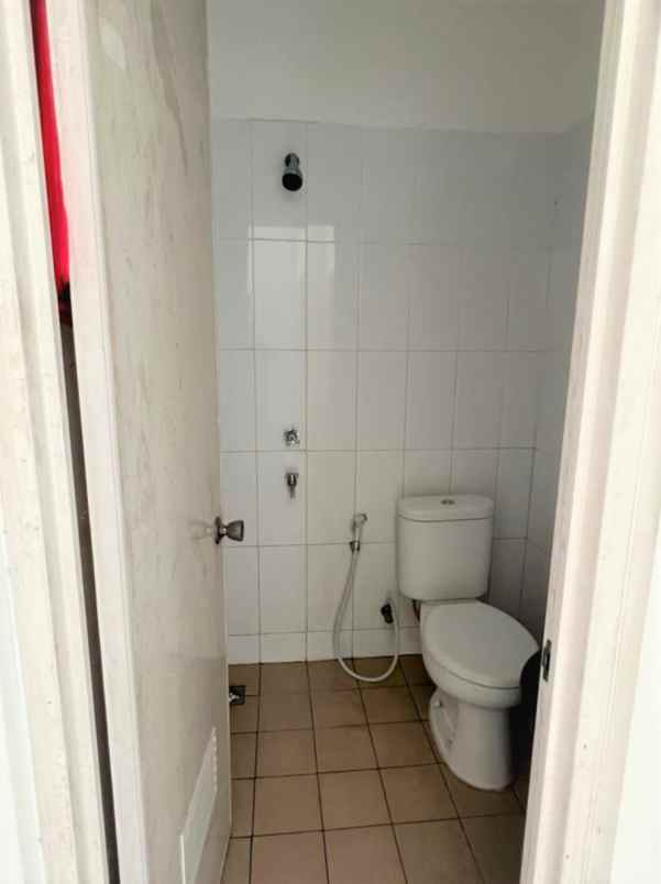 dijual rumah cluster royal london