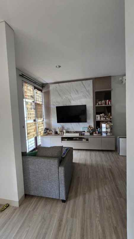 dijual rumah cluster shinano jgc