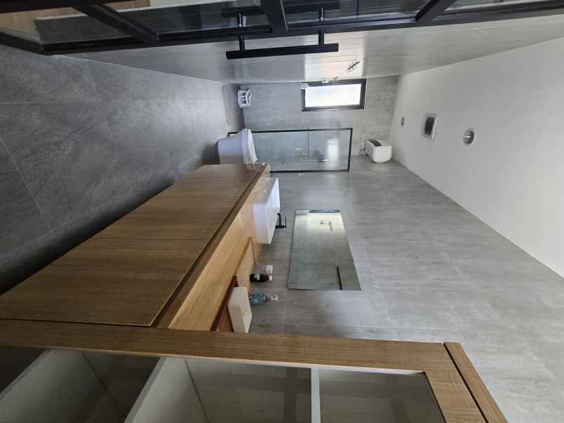 dijual rumah cluster thames jgc jakarta