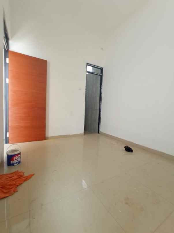 dijual rumah cluster villa cemara asri