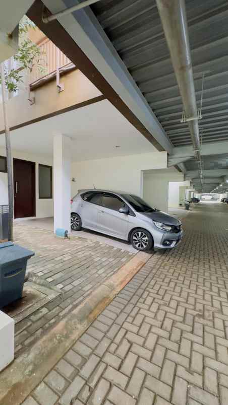 dijual rumah cluster whelford greenwich