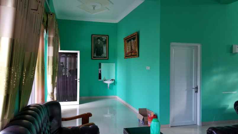 dijual rumah d maple residence semampir
